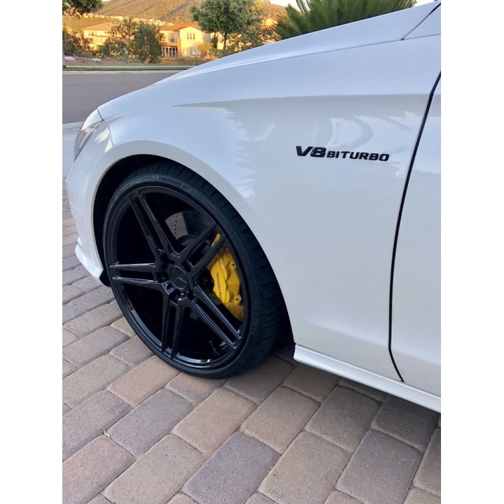EMBLEMAT ZNACZEK LOGO NAPIS 3D MERCEDES CZARNY V8 BITURBO CZARNY POŁYSK EMBLEMAT ZNACZEK LOGO NAPIS 3D MERCEDES CZARNY V8 BITURB